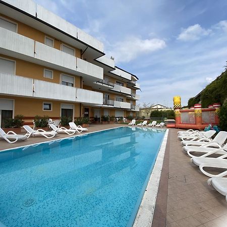 Hotiday Residence Garda Peschiera del Garda Extérieur photo